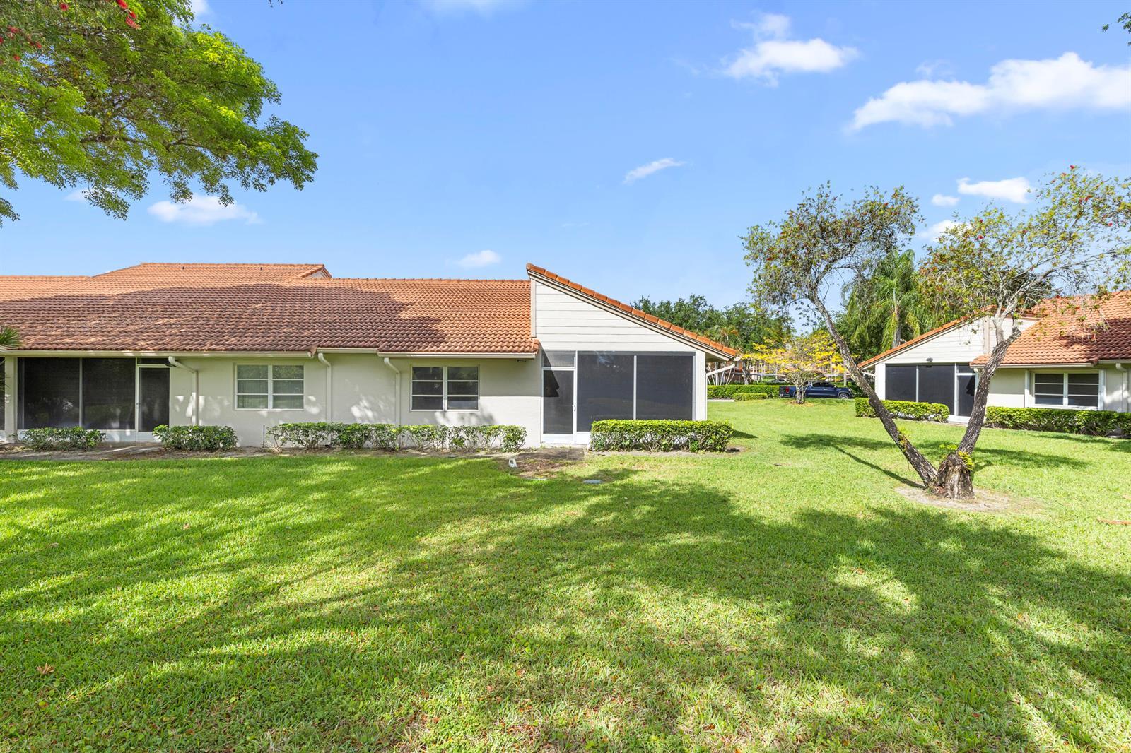 9760 Summerbrook Terrace # A, Boynton Beach FL 33437 photo 2
