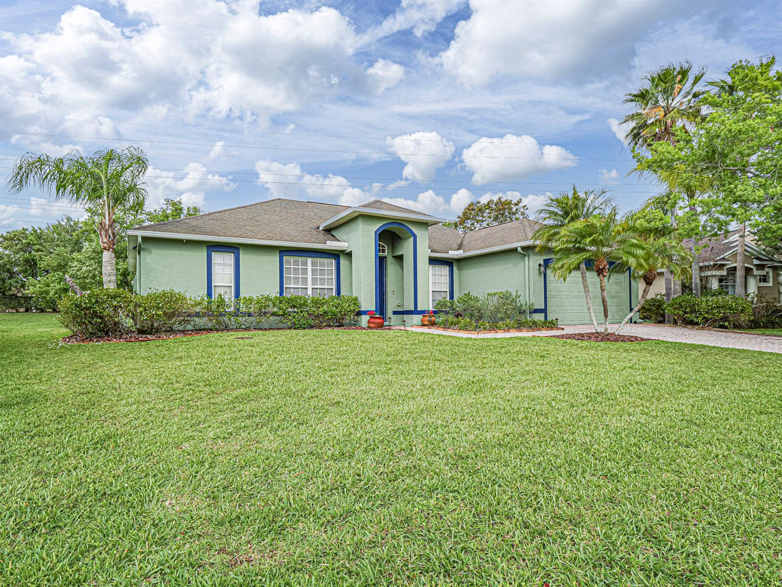 1269 Scarlet Oak Circle, Vero Beach FL 32966