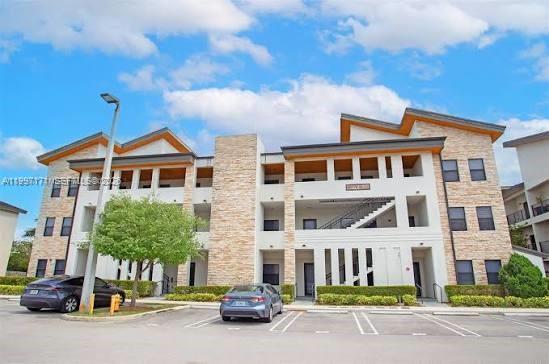 10437 NW 82nd St # 1, Doral FL 33178