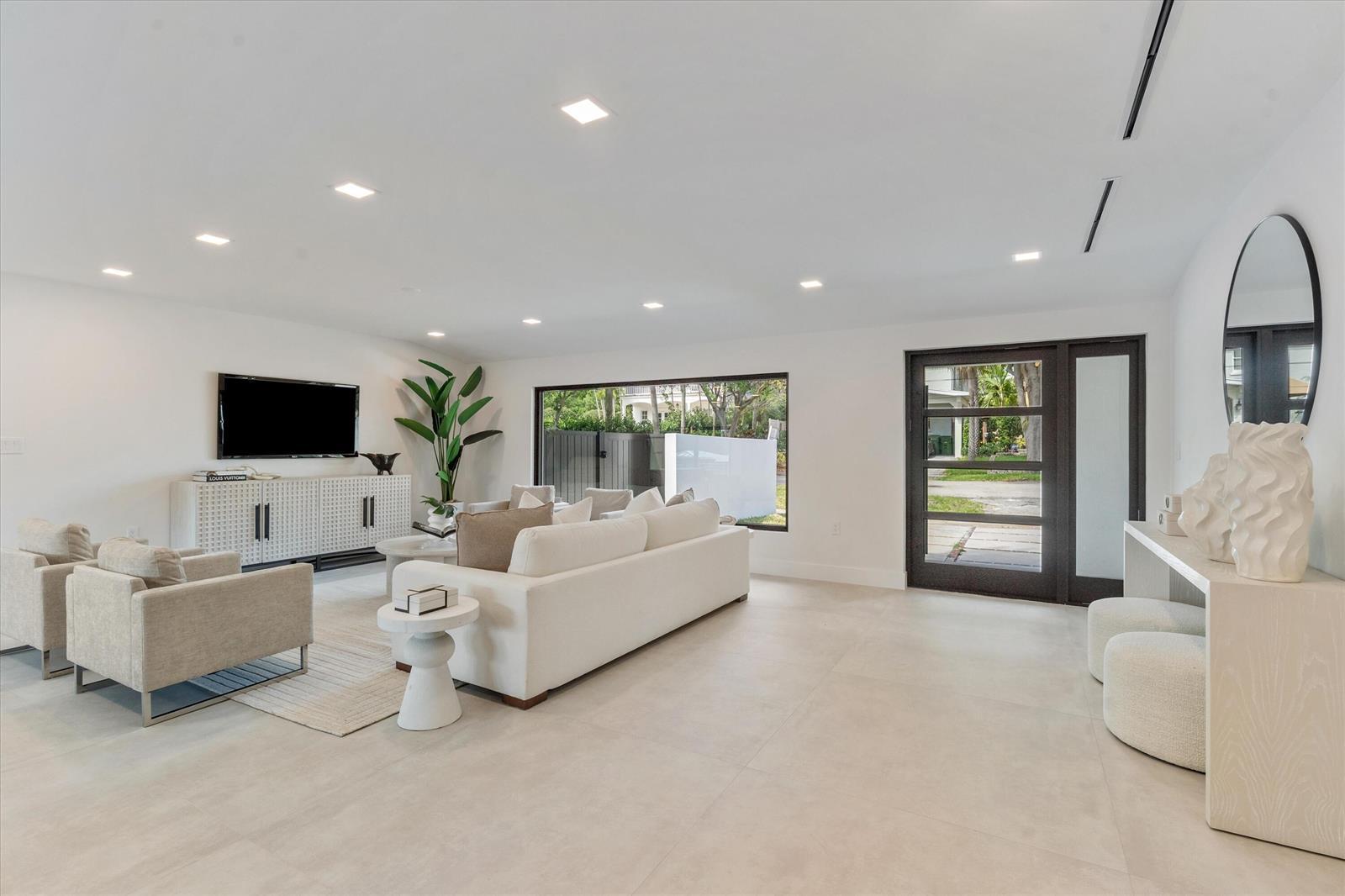 1032 SE 13th Terrace, Fort Lauderdale FL 33316 photo 3