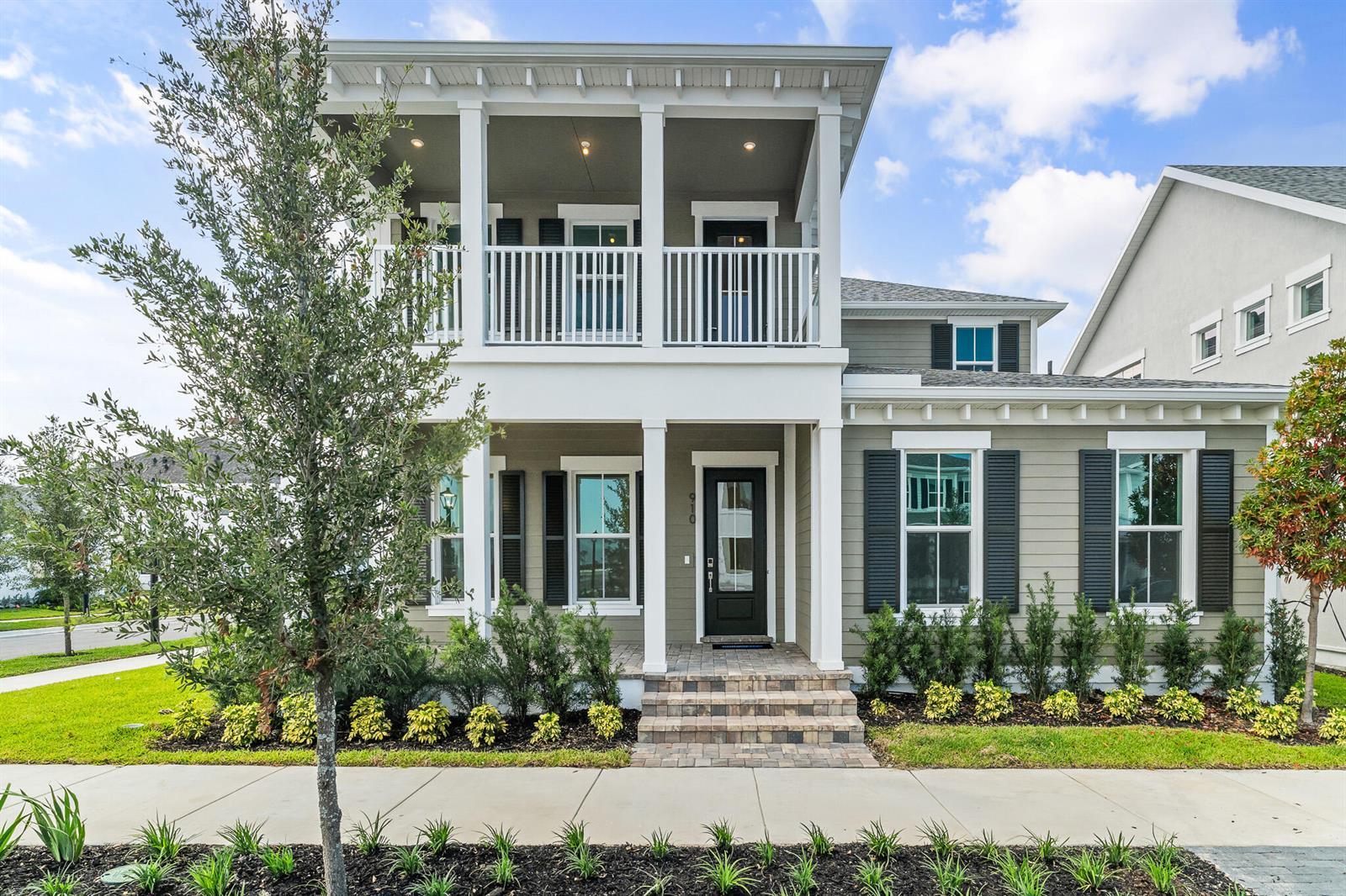 910 SW Newfield Avenue, Palm City FL 34990