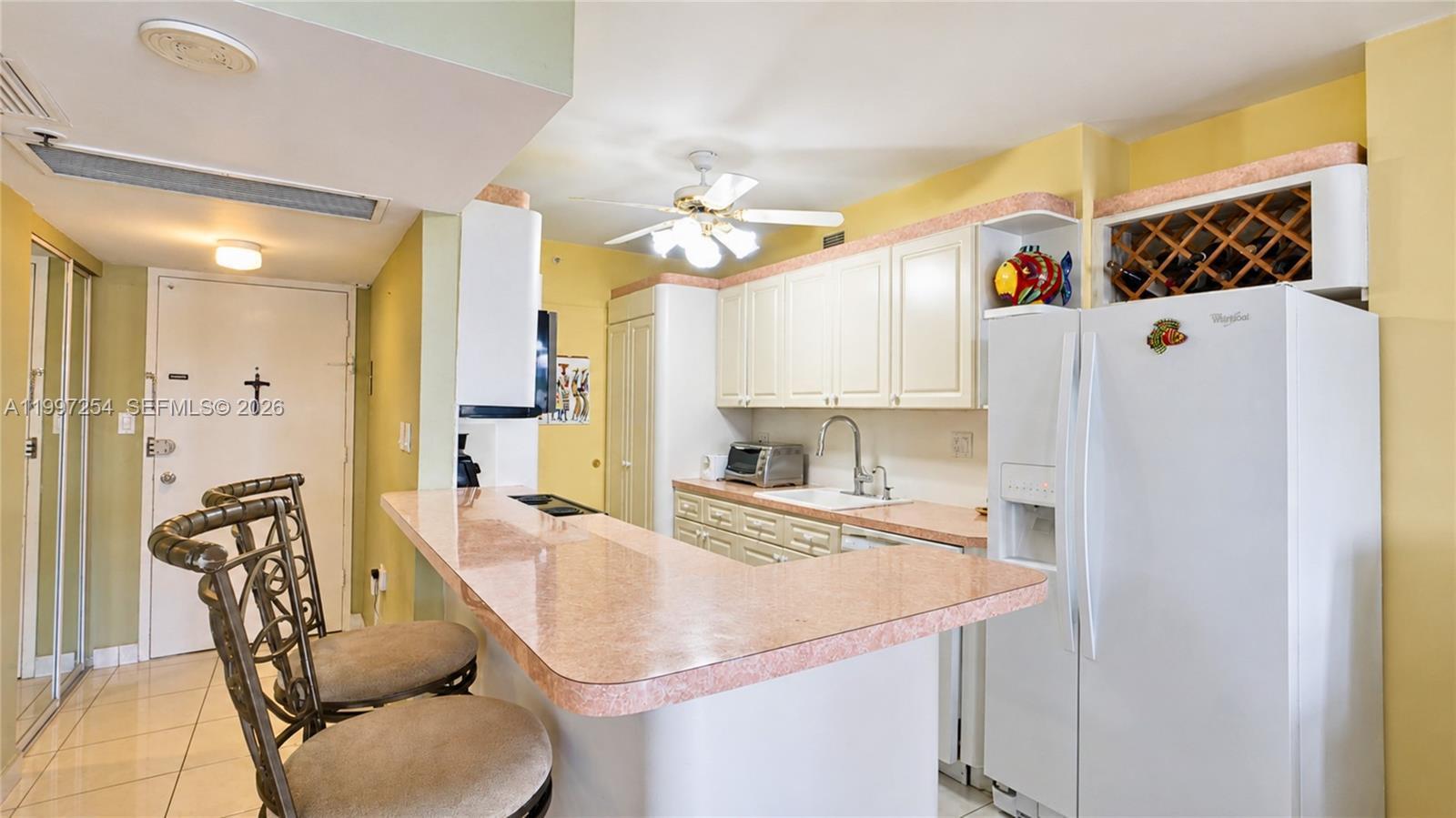 100 Lincoln Rd # 422, Miami Beach FL 33139 photo 3