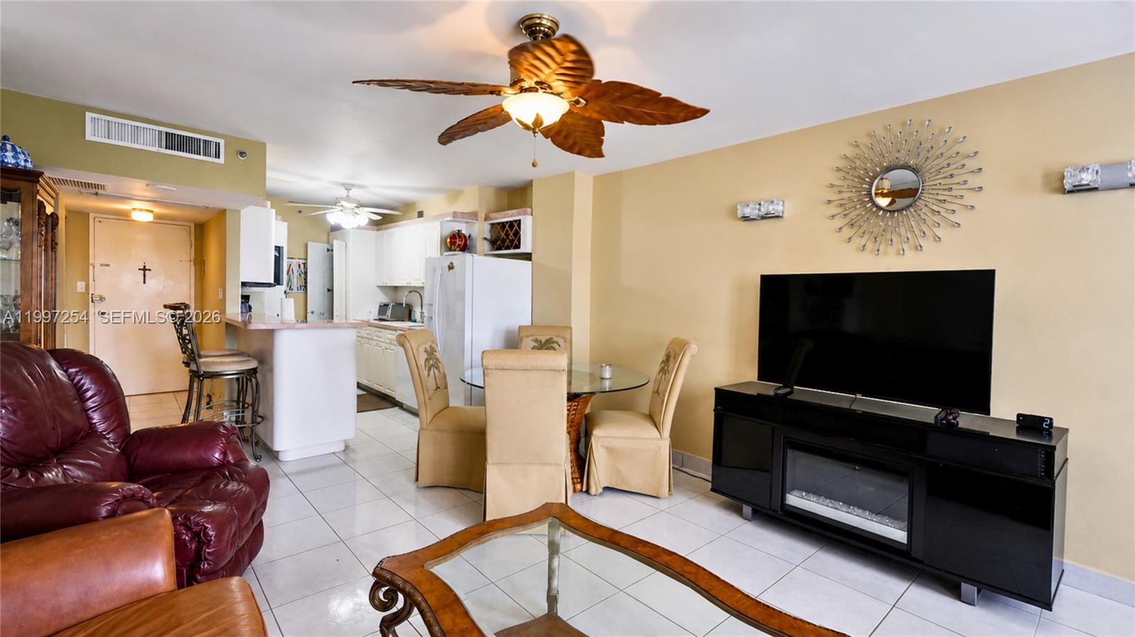 100 Lincoln Rd # 422, Miami Beach FL 33139
