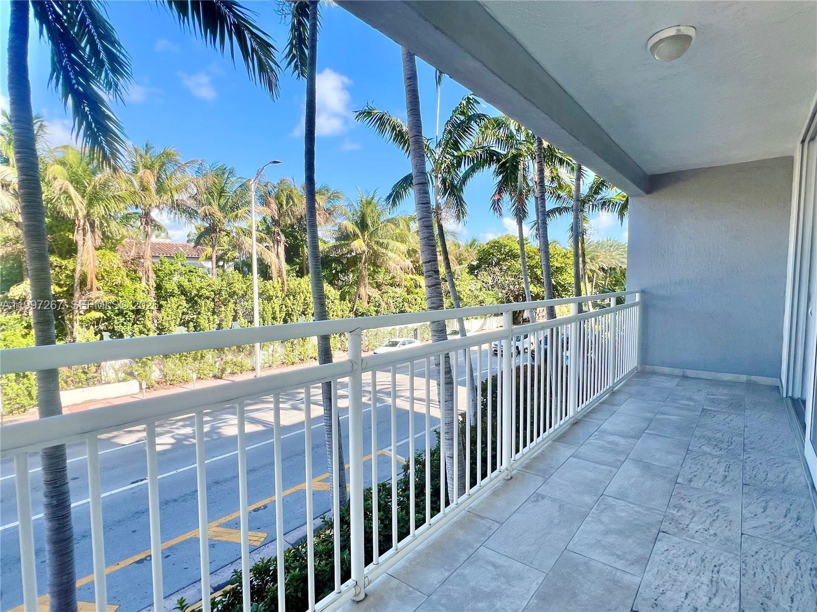 7832 Collins Ave # 304, Miami Beach FL 33141 photo 3