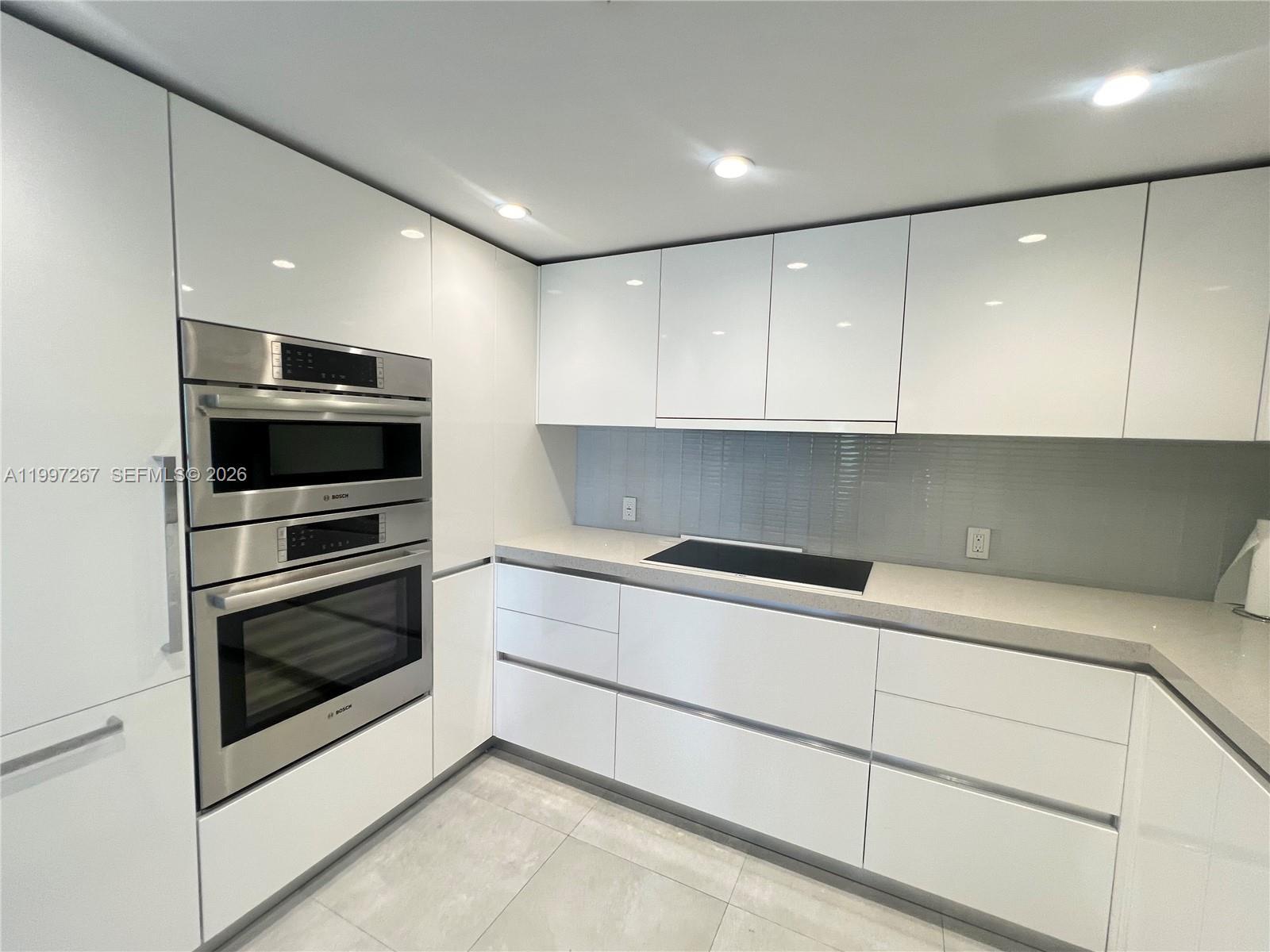 7832 Collins Ave # 304, Miami Beach FL 33141 photo 4