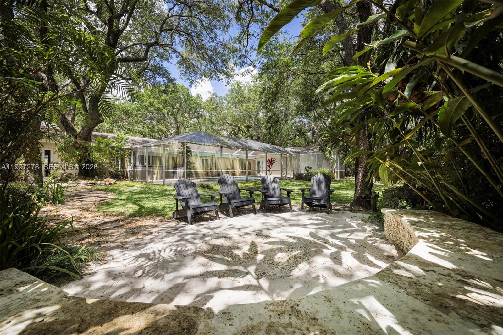 16167 SW 74th Pl, Palmetto Bay FL 33157 photo 2