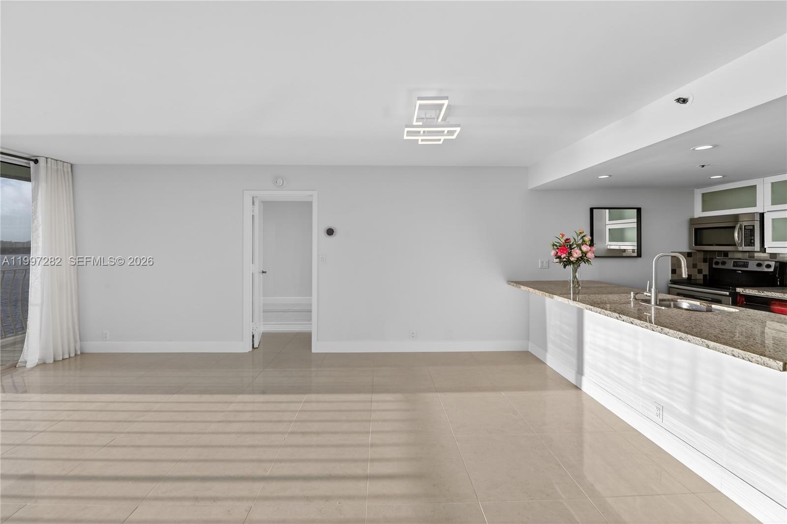 7601 E Treasure Dr # 1119, North Bay Village FL 33141 photo 3