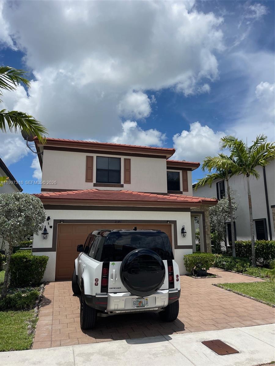 3494 W 103rd Ter, Hialeah FL 33018 photo 2
