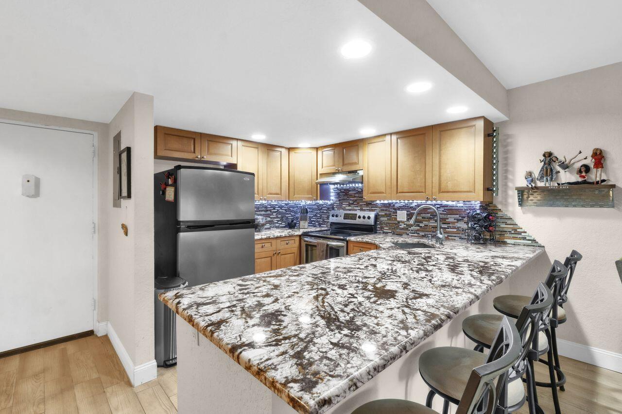 3004 NE 5th Terrace # 108c, Wilton Manors FL 33334 photo 2