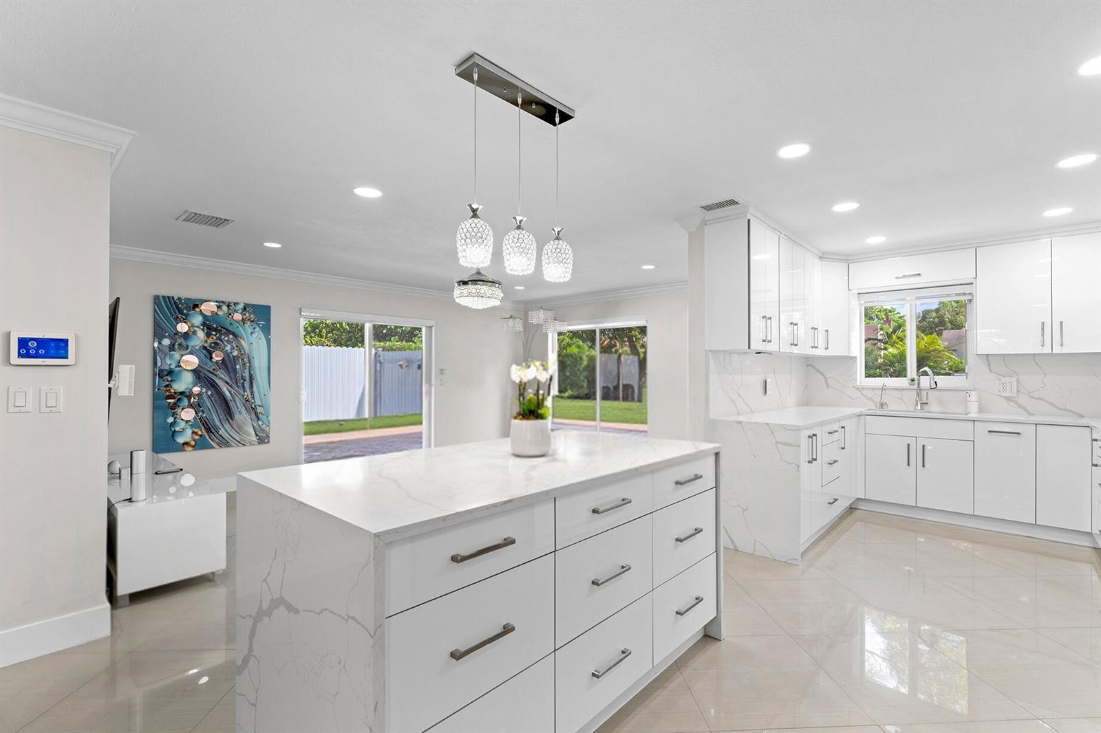 747 Avon Road, West Palm Beach FL 33401 photo 3