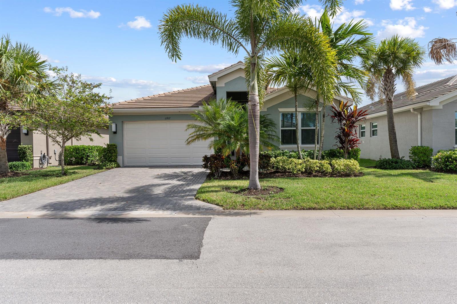 11917 SW Jasper Lake Way, Port St. Lucie FL 34987