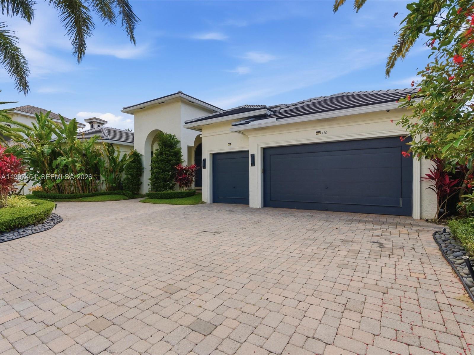 770 Leigh Palm Ave, Plantation FL 33324 photo 3
