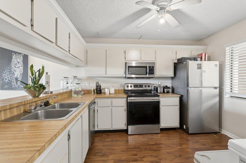 8030 Hampton Boulevard # 404, North Lauderdale FL 33068 photo 5