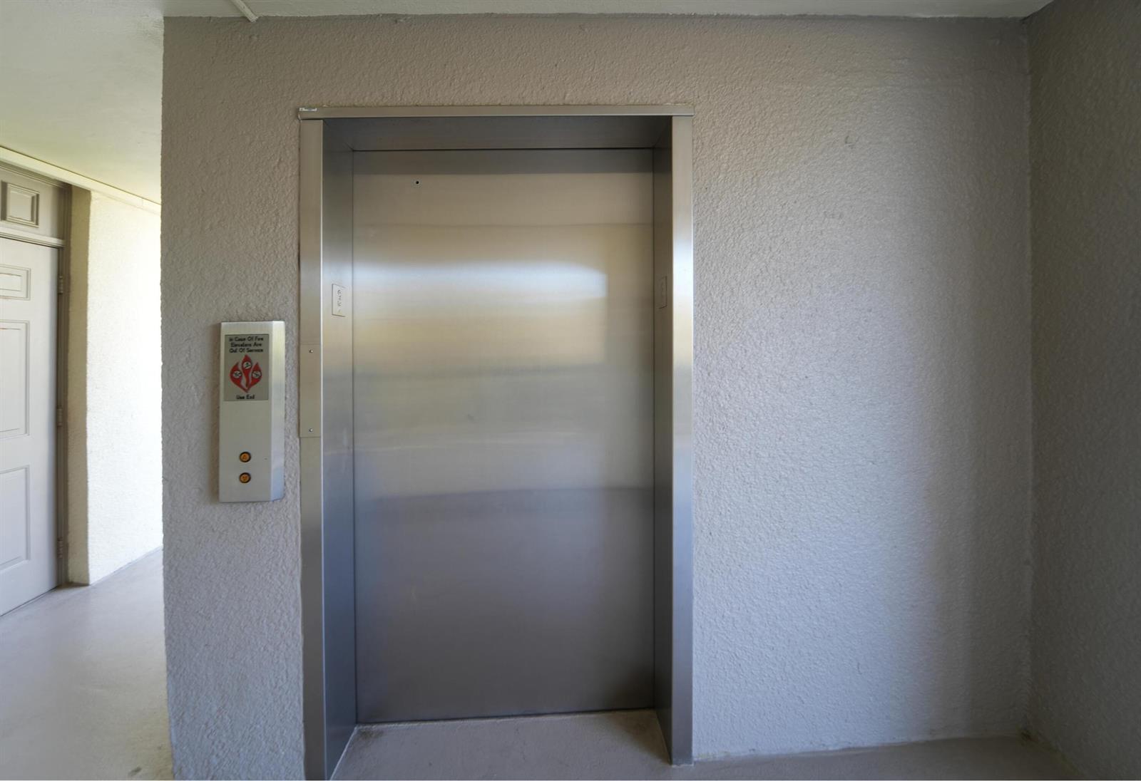 1605 S Us Highway 1, Jupiter FL 33477 photo 5