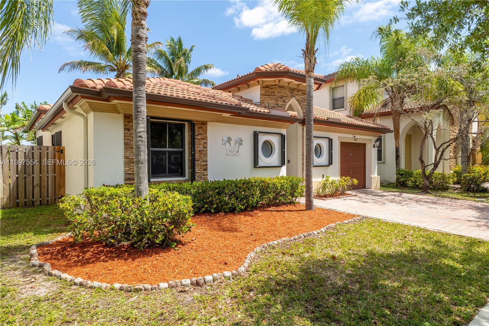 3747 SE 5th Ct, Homestead FL 33033 photo 3