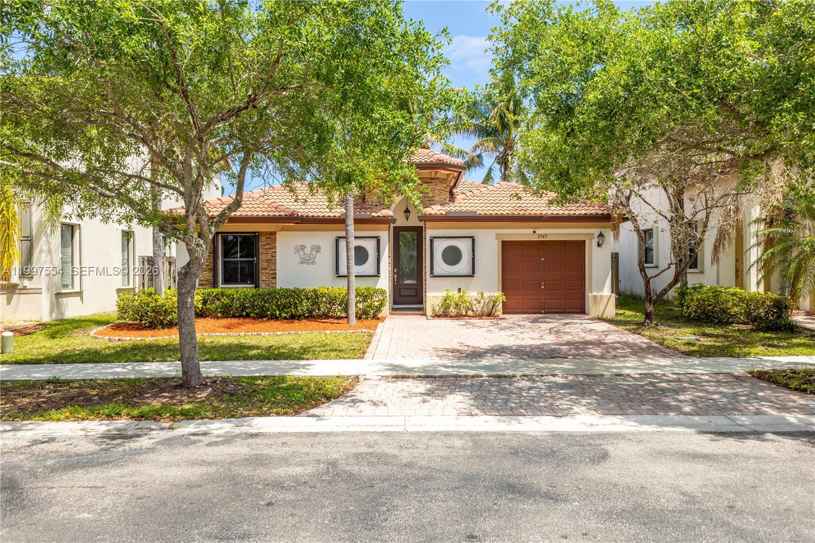 3747 SE 5th Ct, Homestead FL 33033 photo 4