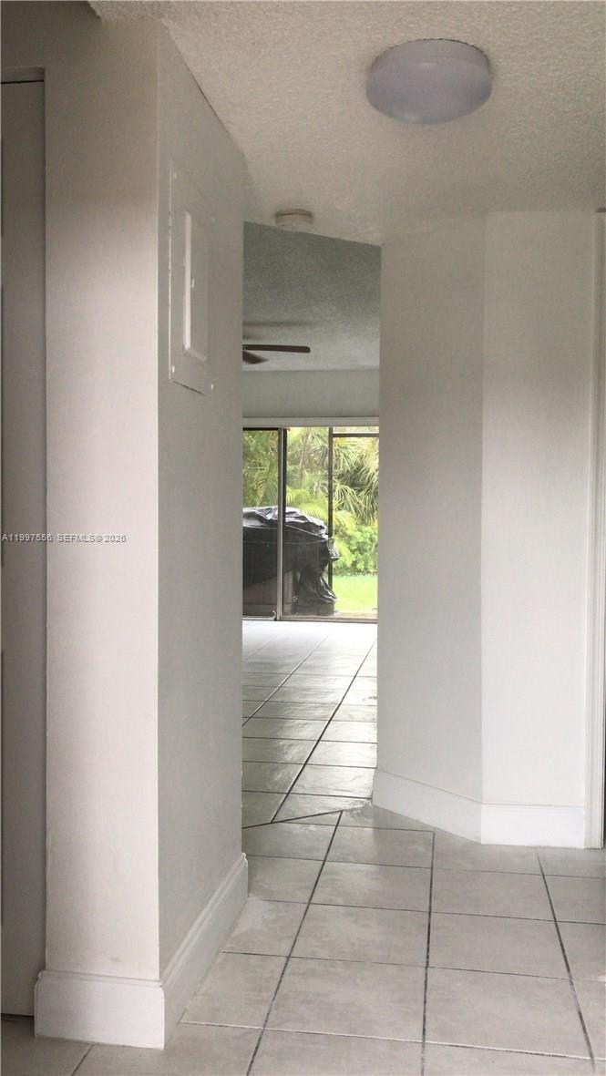 10165 Twin Lakes Dr # F, Coral Springs FL 33071 photo 2