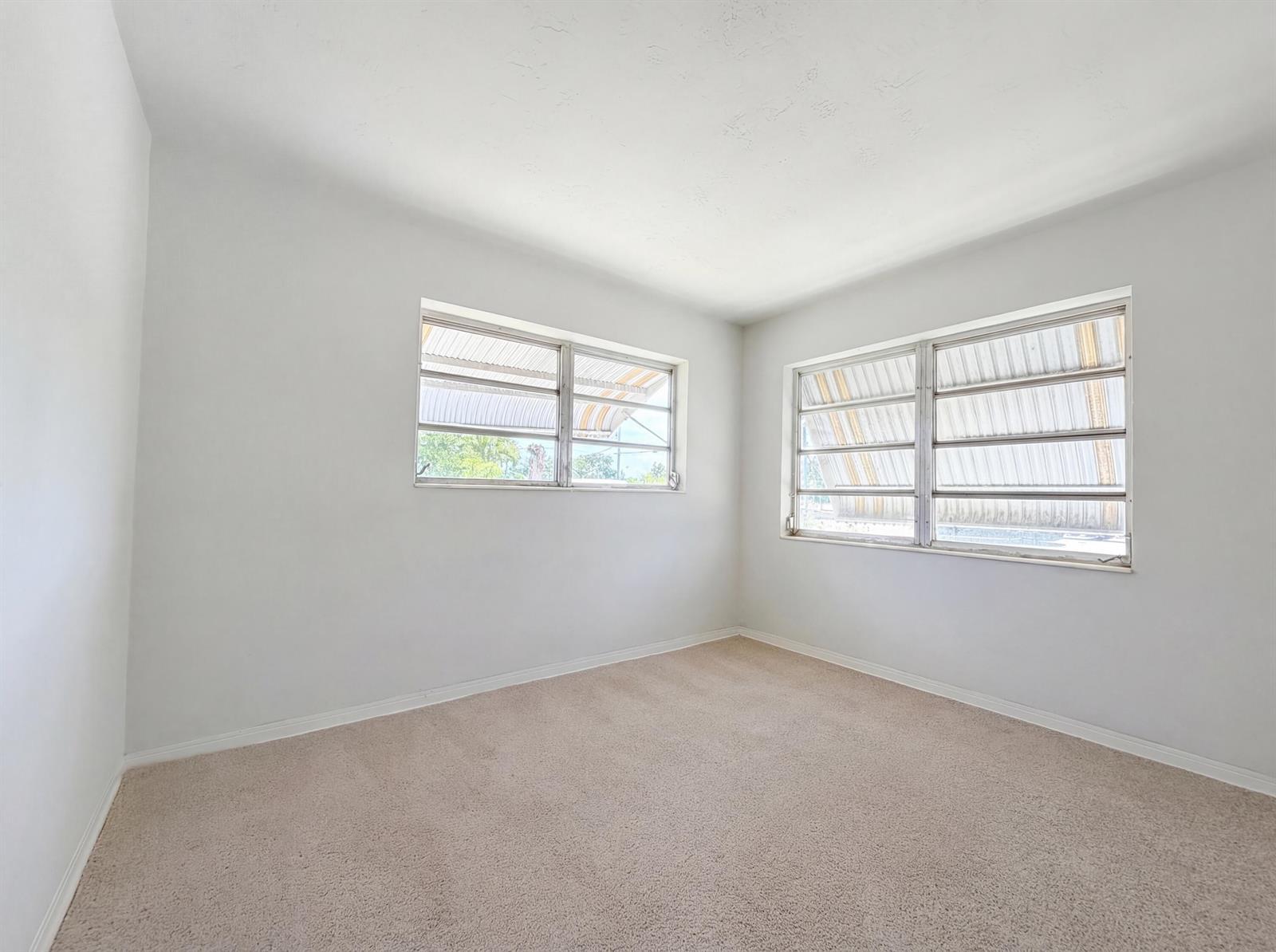 5921 SW 41st Street, West Park FL 33023 photo 4
