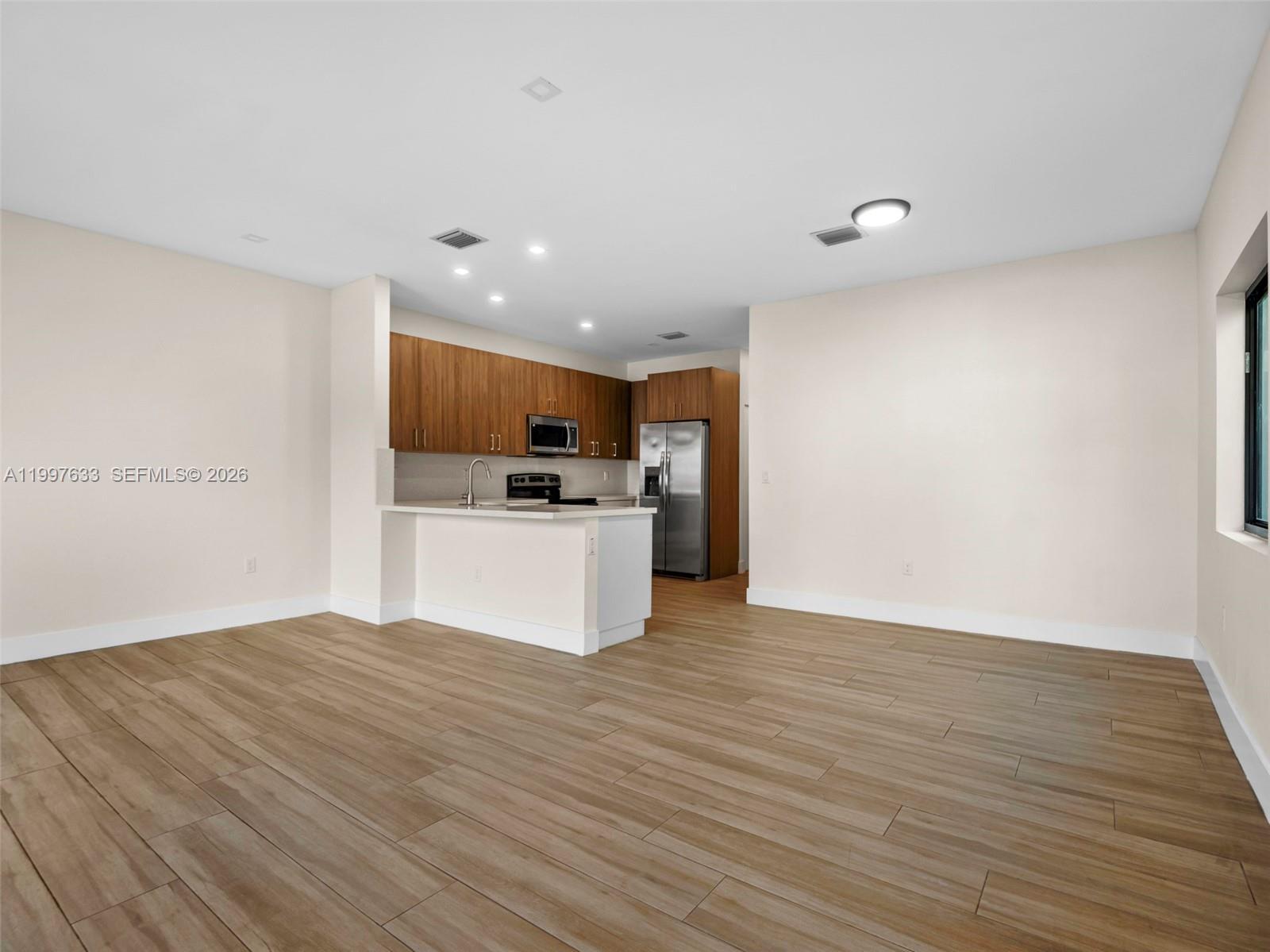 5428 NW 3rd Ave, Miami FL 33127 photo 5