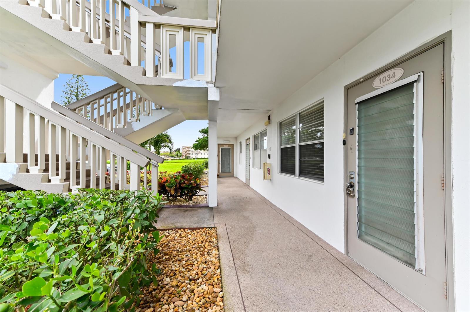 1034 Rexford B, Boca Raton FL 33434 photo 3