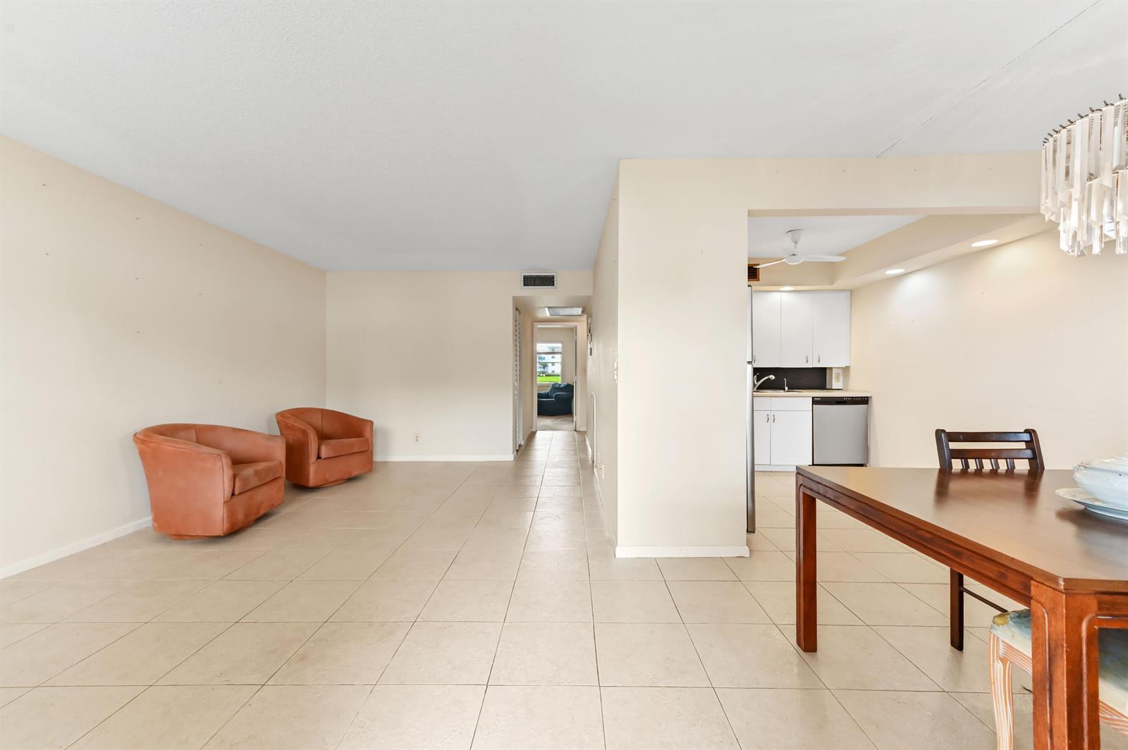 1034 Rexford B, Boca Raton FL 33434 photo 4