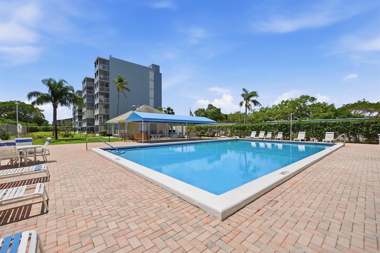 5700 NW 2nd Avenue # 604, Boca Raton FL 33487 photo 2