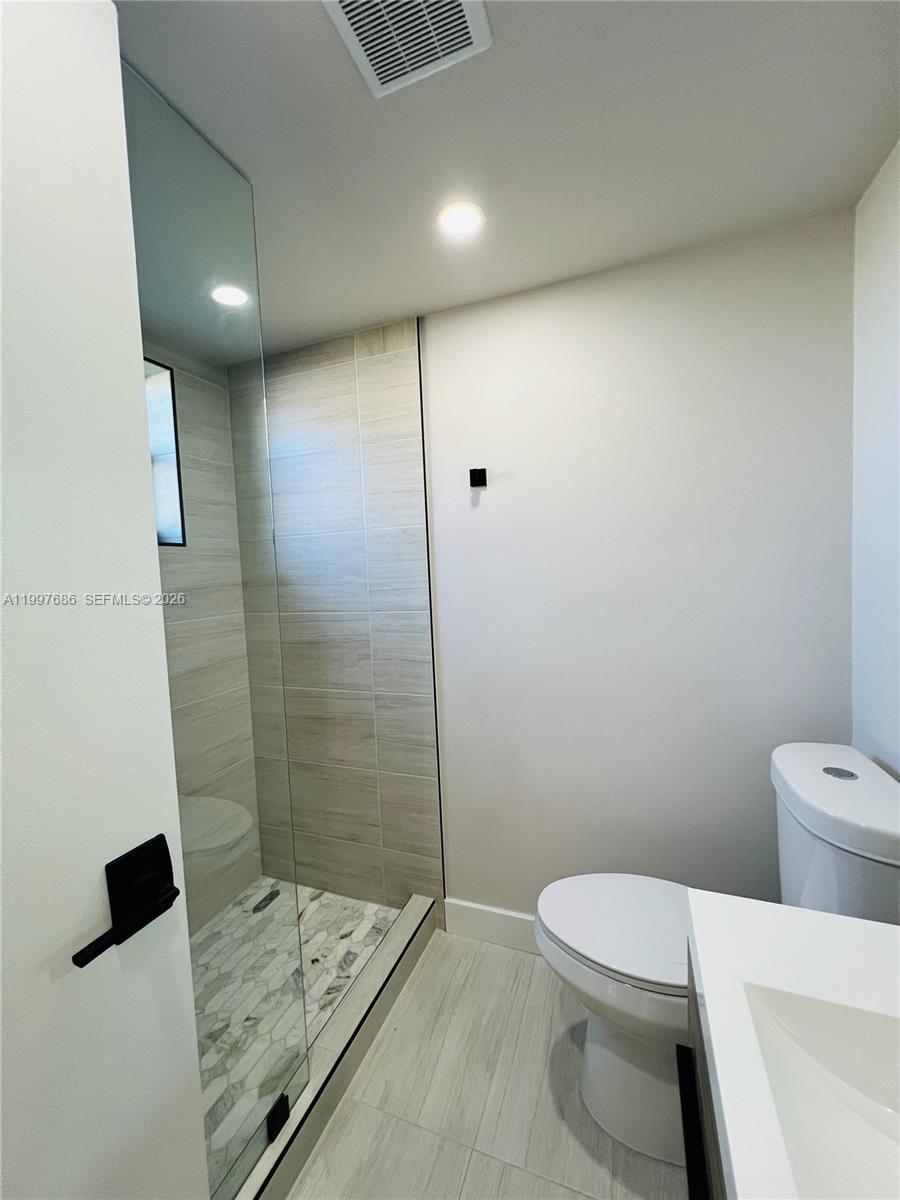 3826 SW 107th Ave # 2, Miami FL 33165 photo 5