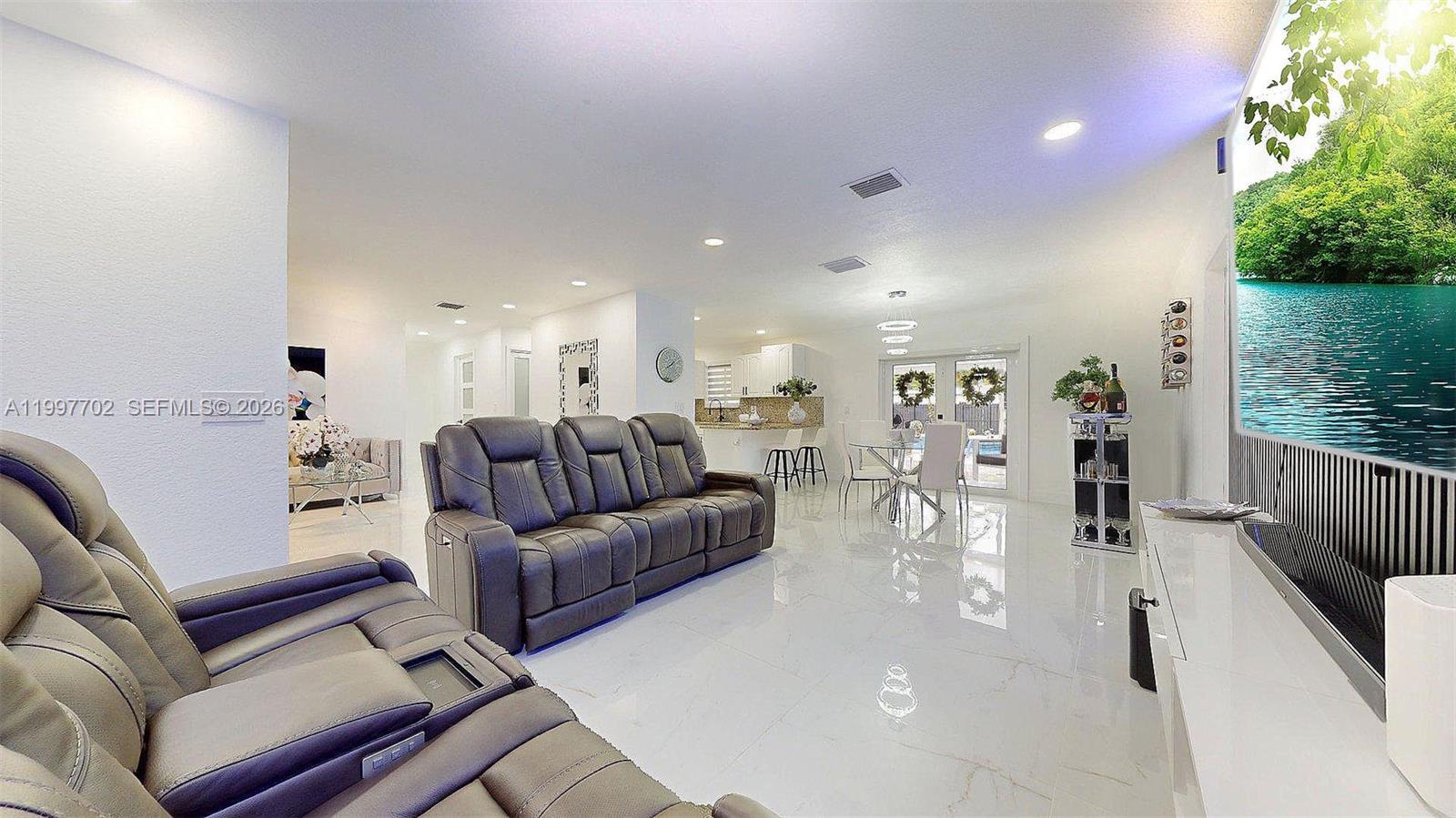 22262 SW 123rd Dr, Miami FL 33170 photo 4