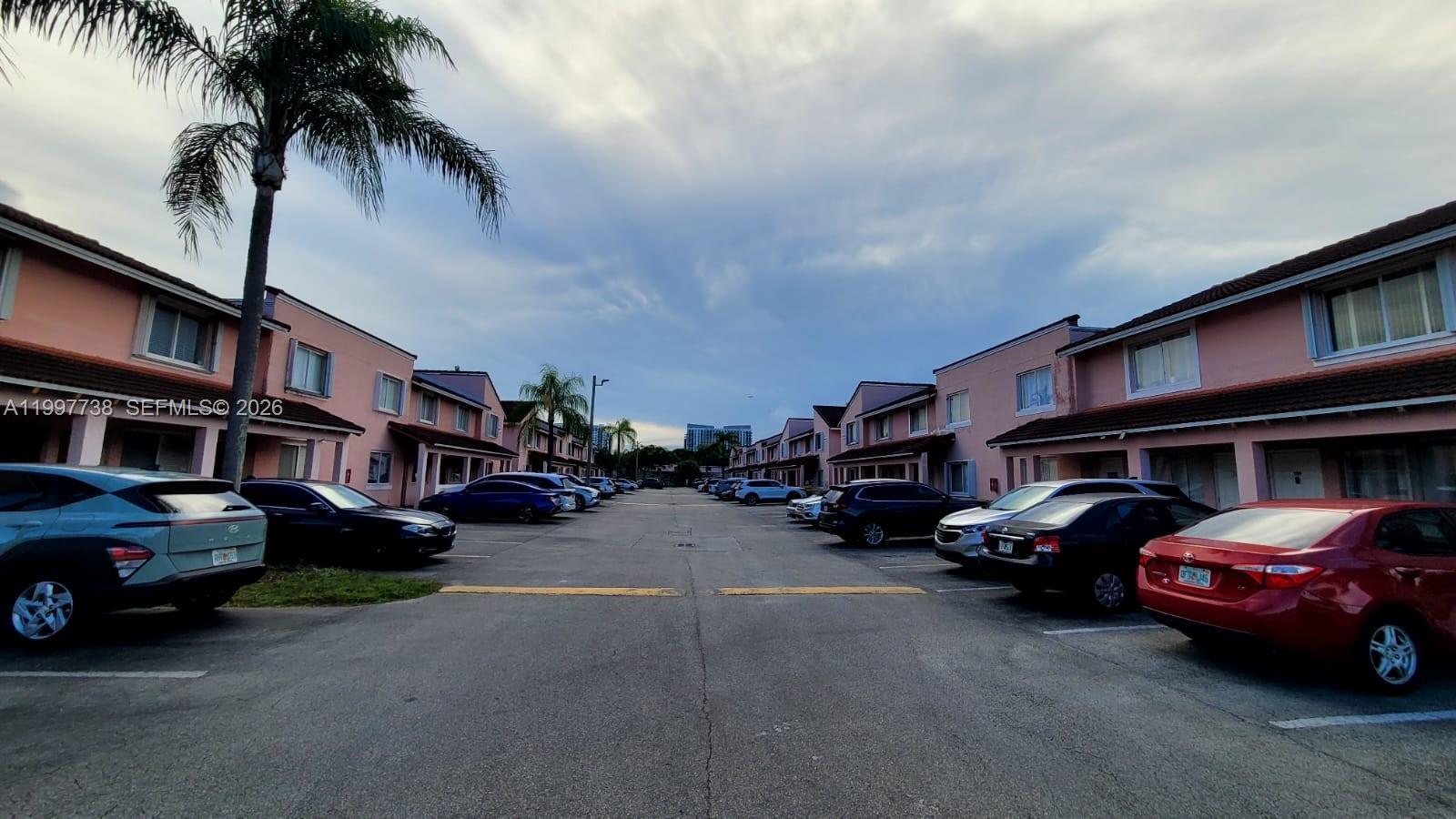 8017 Lake Dr # 103, Doral FL 33166 photo 4