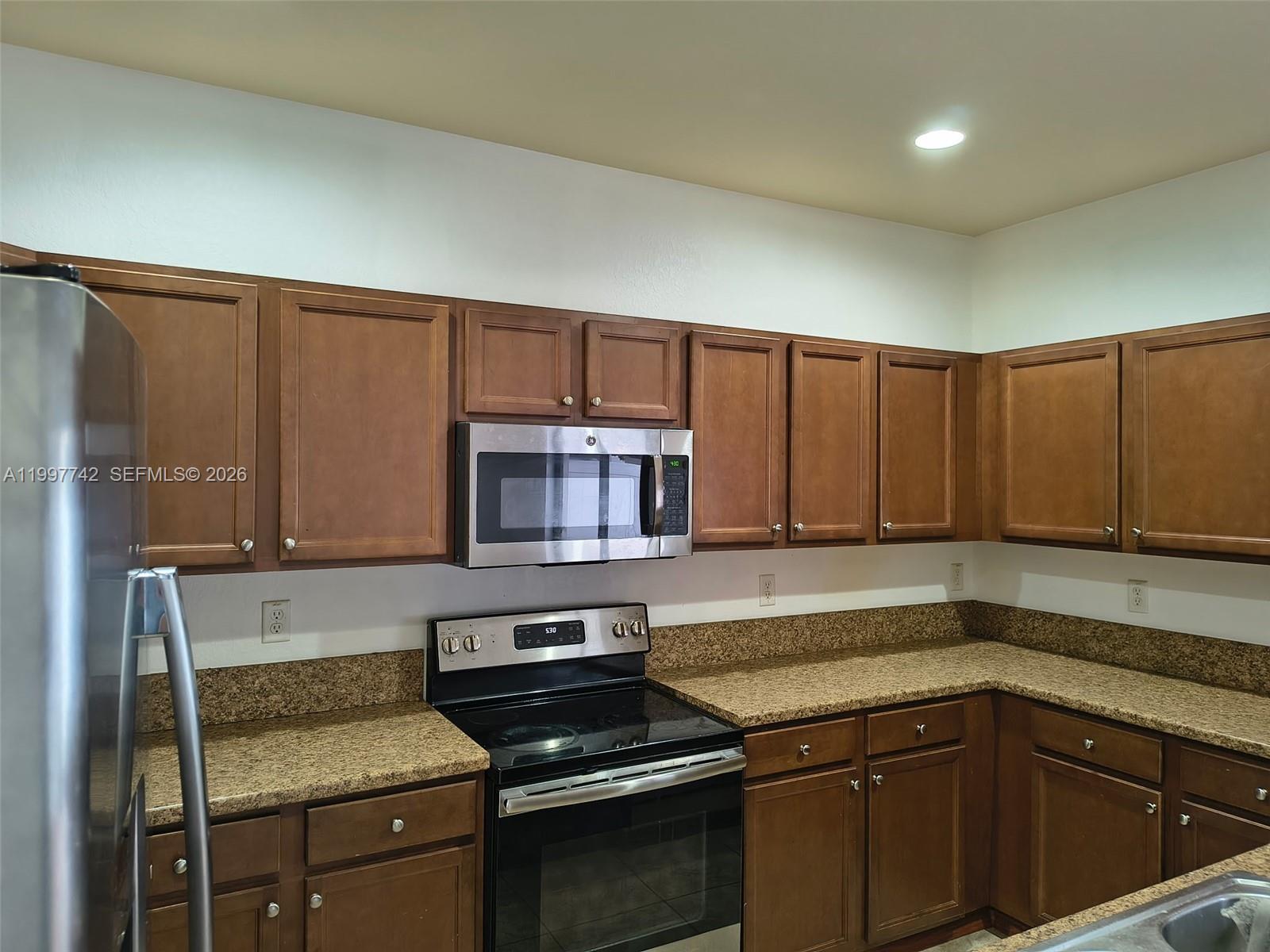 3572 W 88th Ter # 3572, Hialeah FL 33018 photo 4
