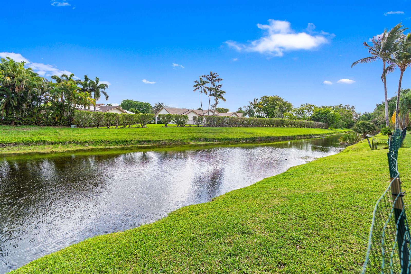 10027 Ramblewood Drive, Coral Springs FL 33071 photo 5