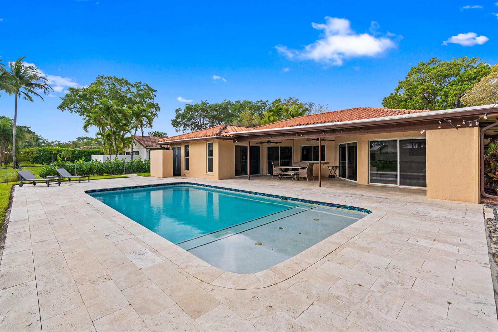 10027 Ramblewood Drive, Coral Springs FL 33071 photo 4