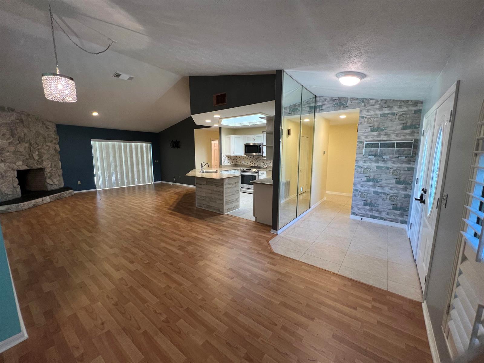 1925 SE Cheltenham Street, Port St. Lucie FL 34983 photo 2