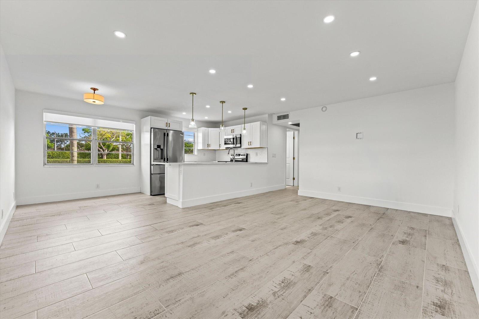 308 Preston H # 308, Boca Raton FL 33434 photo 3