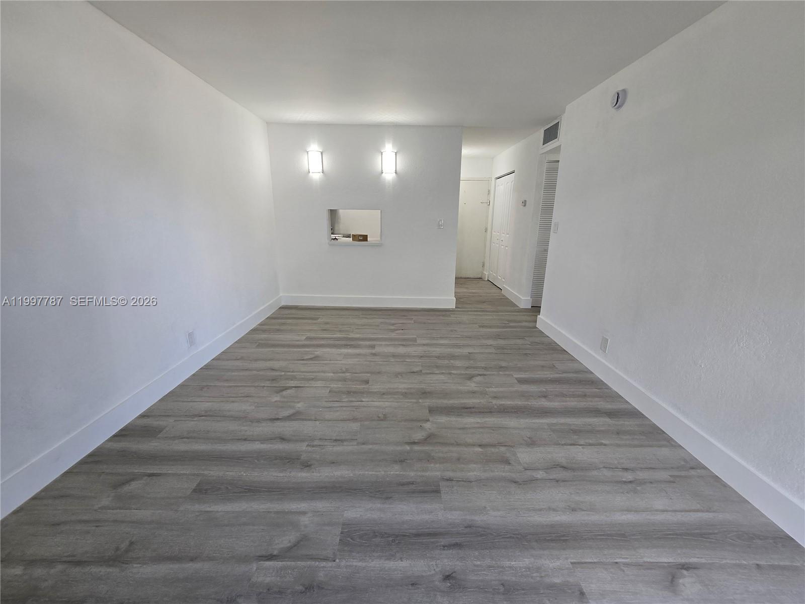 4550 NW 9th St # 304E, Miami FL 33126 photo 2