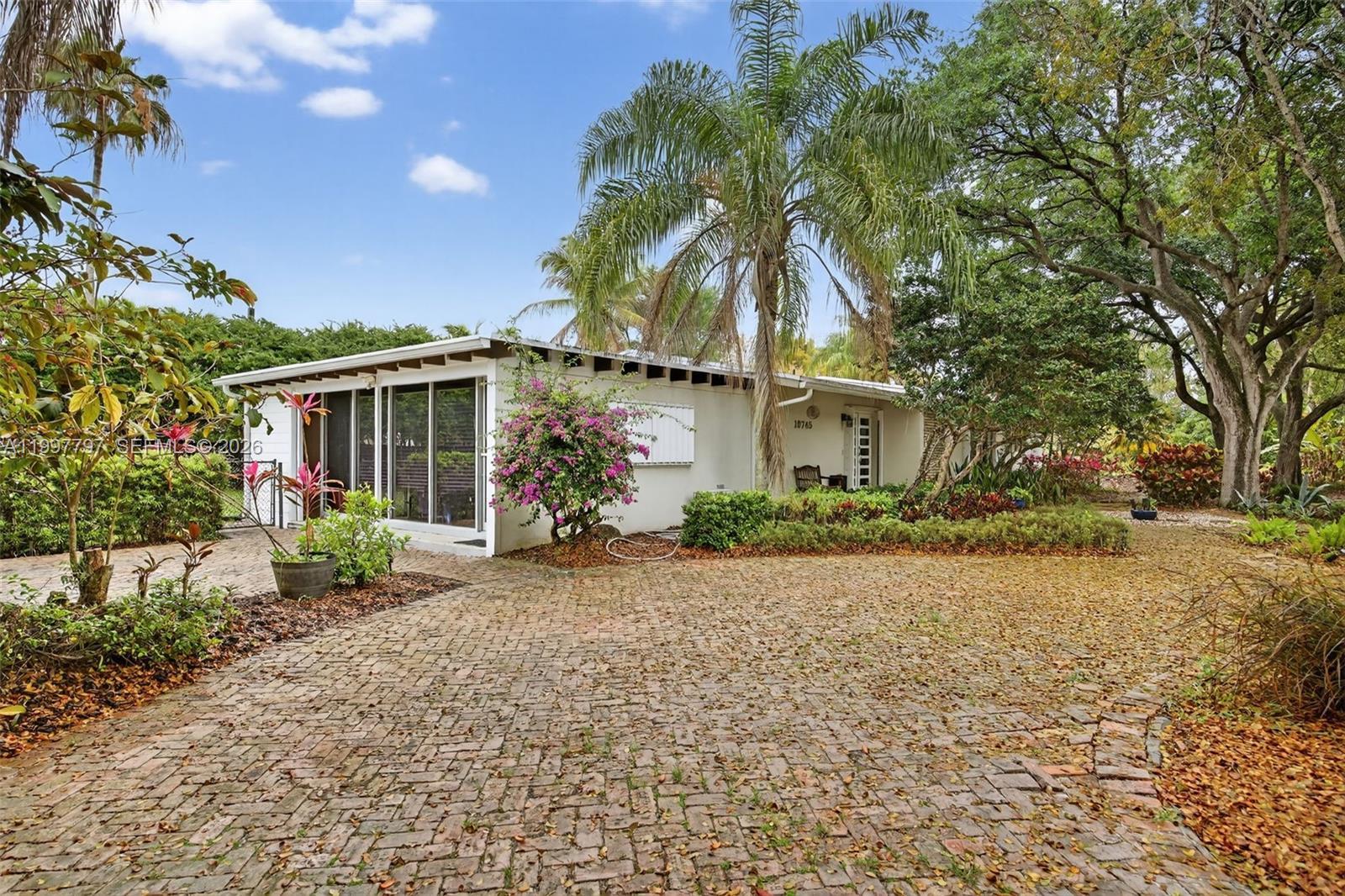 19745 SW 244th St, Homestead FL 33031 photo 2