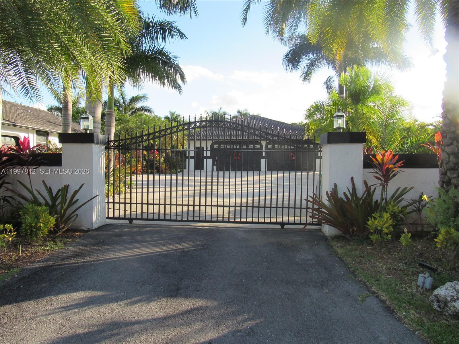 15900 SW 54th Pl # 1, Southwest Ranches FL 33331