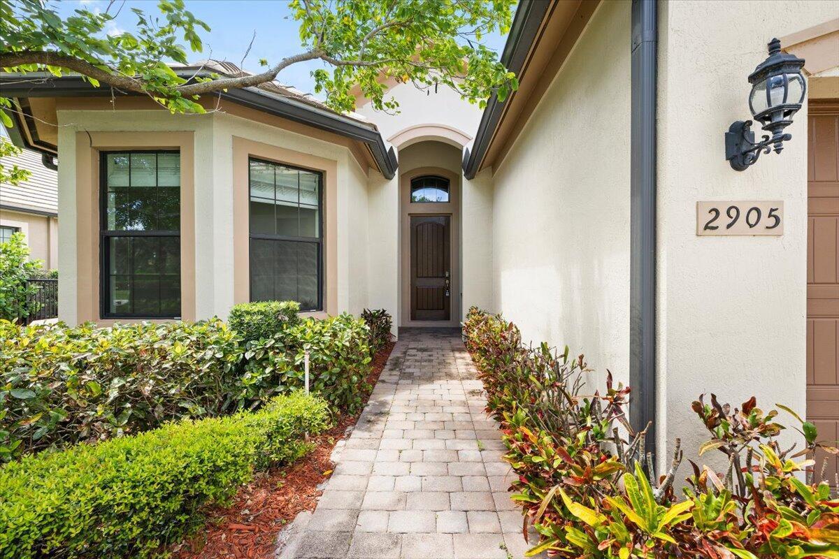 2905 Siena Circle, Wellington FL 33414 photo 2