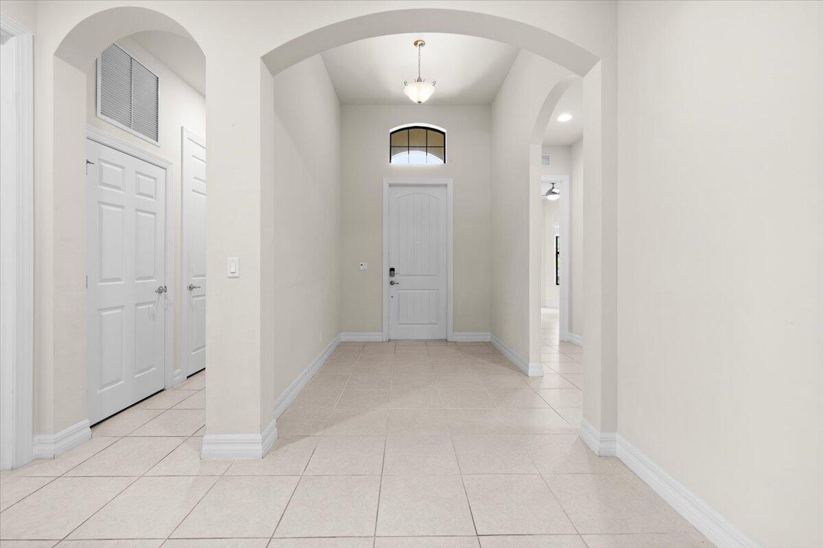 2905 Siena Circle, Wellington FL 33414 photo 3