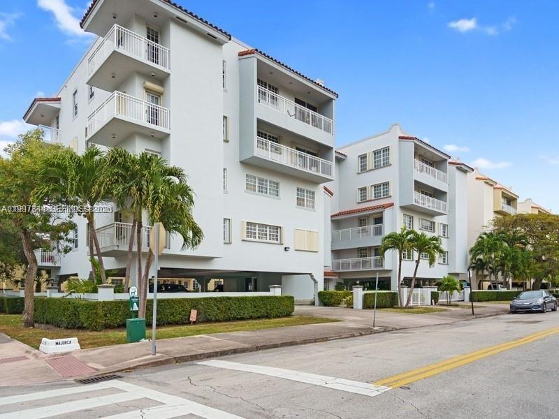 49 Majorca Ave # 503, Coral Gables FL 33134