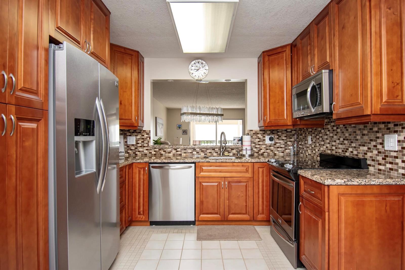 7286 Huntington Lane # 408, Delray Beach FL 33446 photo 3
