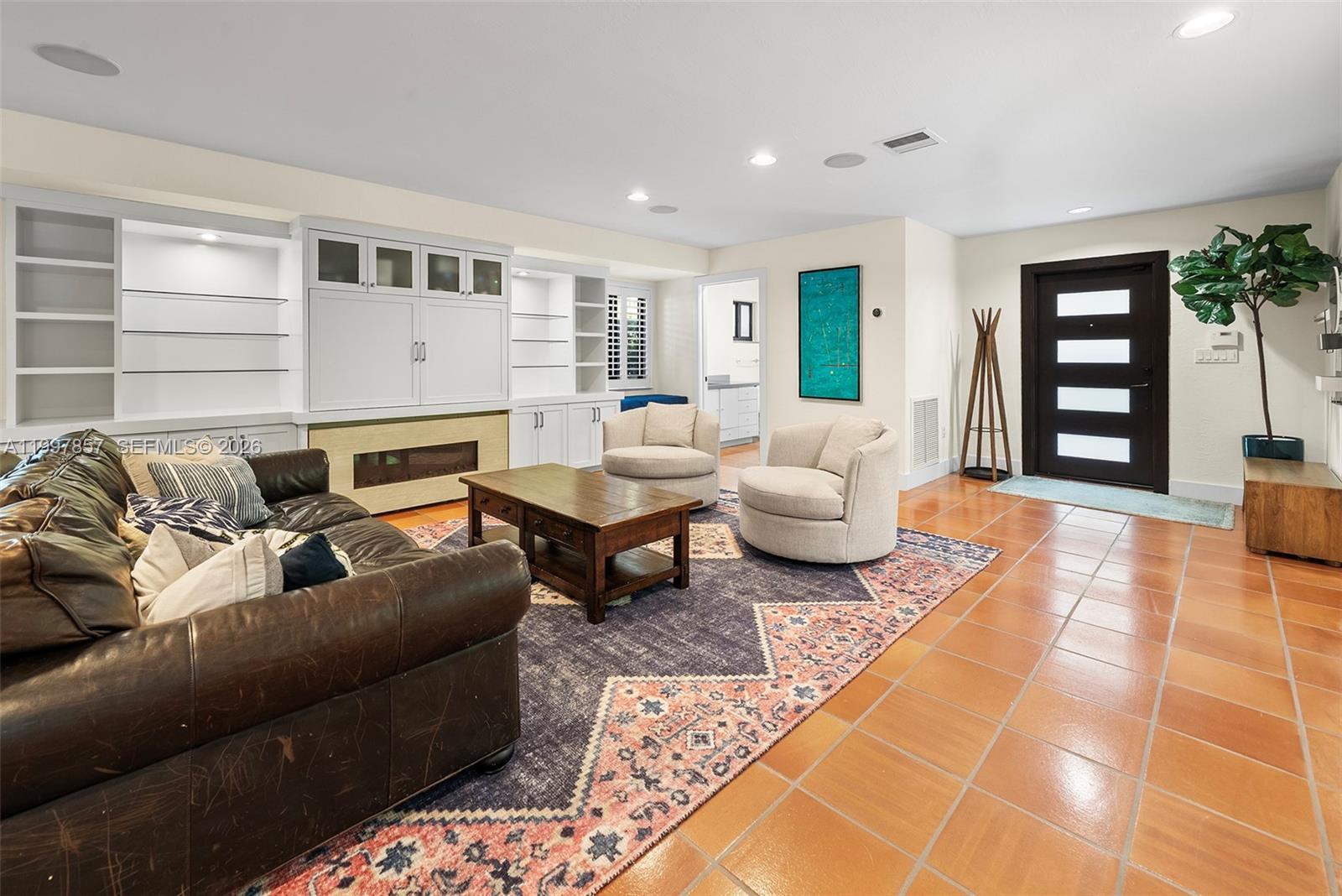 4046 El Prado Blvd, Miami FL 33133 photo 4