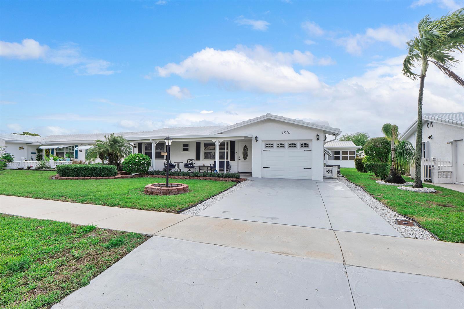 1810 SW 18th Street, Boynton Beach FL 33426 photo 2