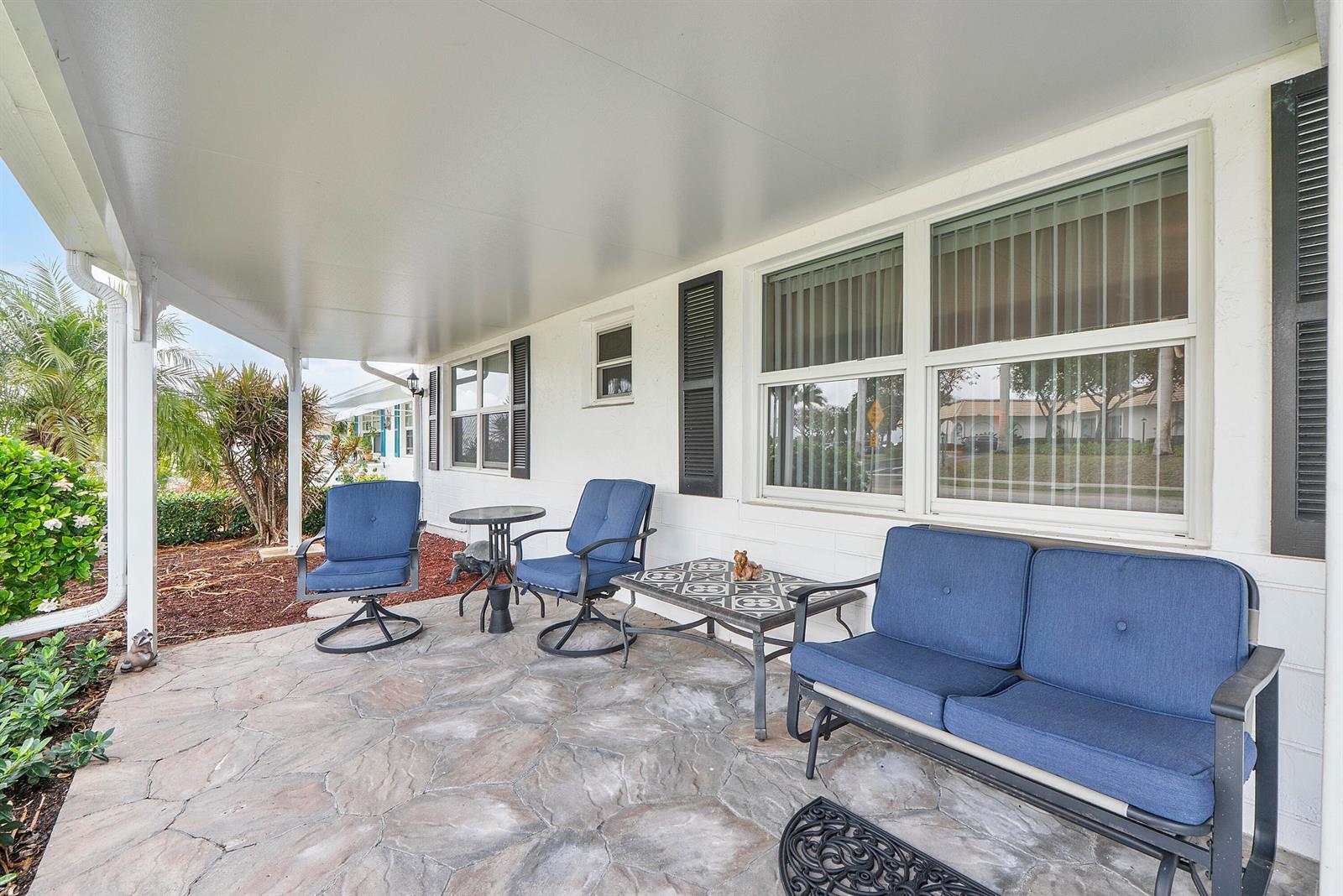 1810 SW 18th Street, Boynton Beach FL 33426 photo 4