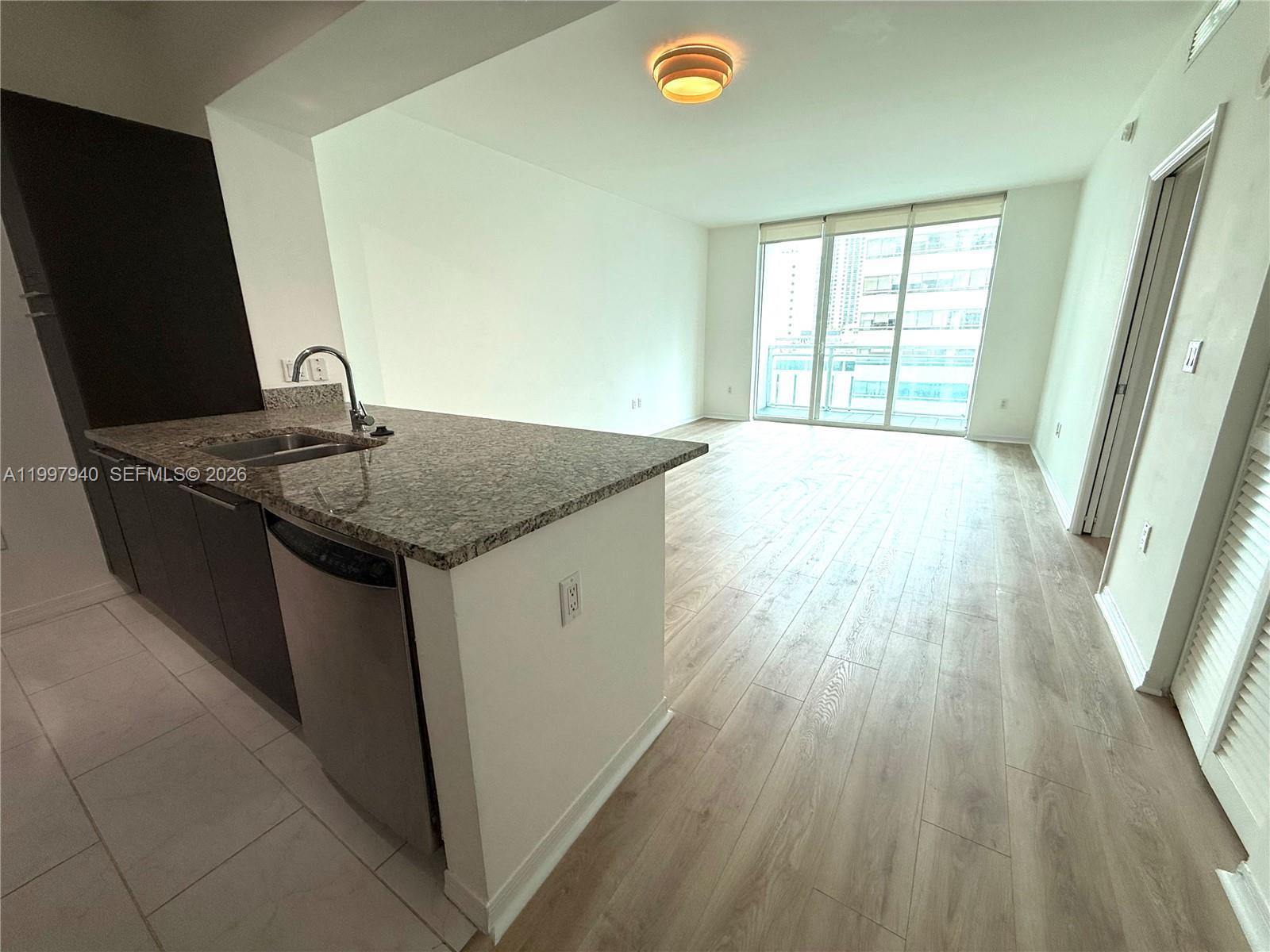 951 Brickell Ave # 1103, Miami FL 33131 photo 3