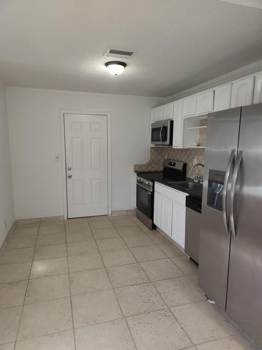 210 NW 13th Avenue, Delray Beach FL 33444 photo 3