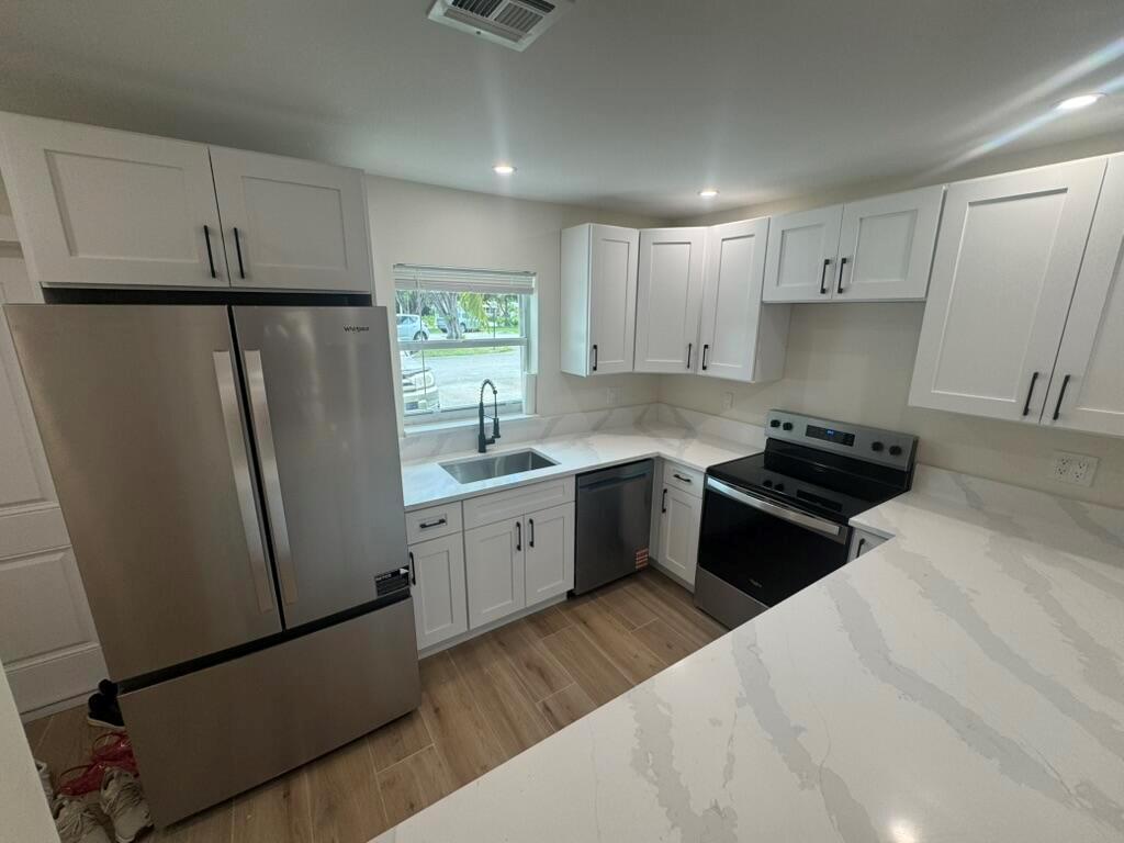 435 SW Natura Avenue # A, Deerfield Beach FL 33441 photo 3