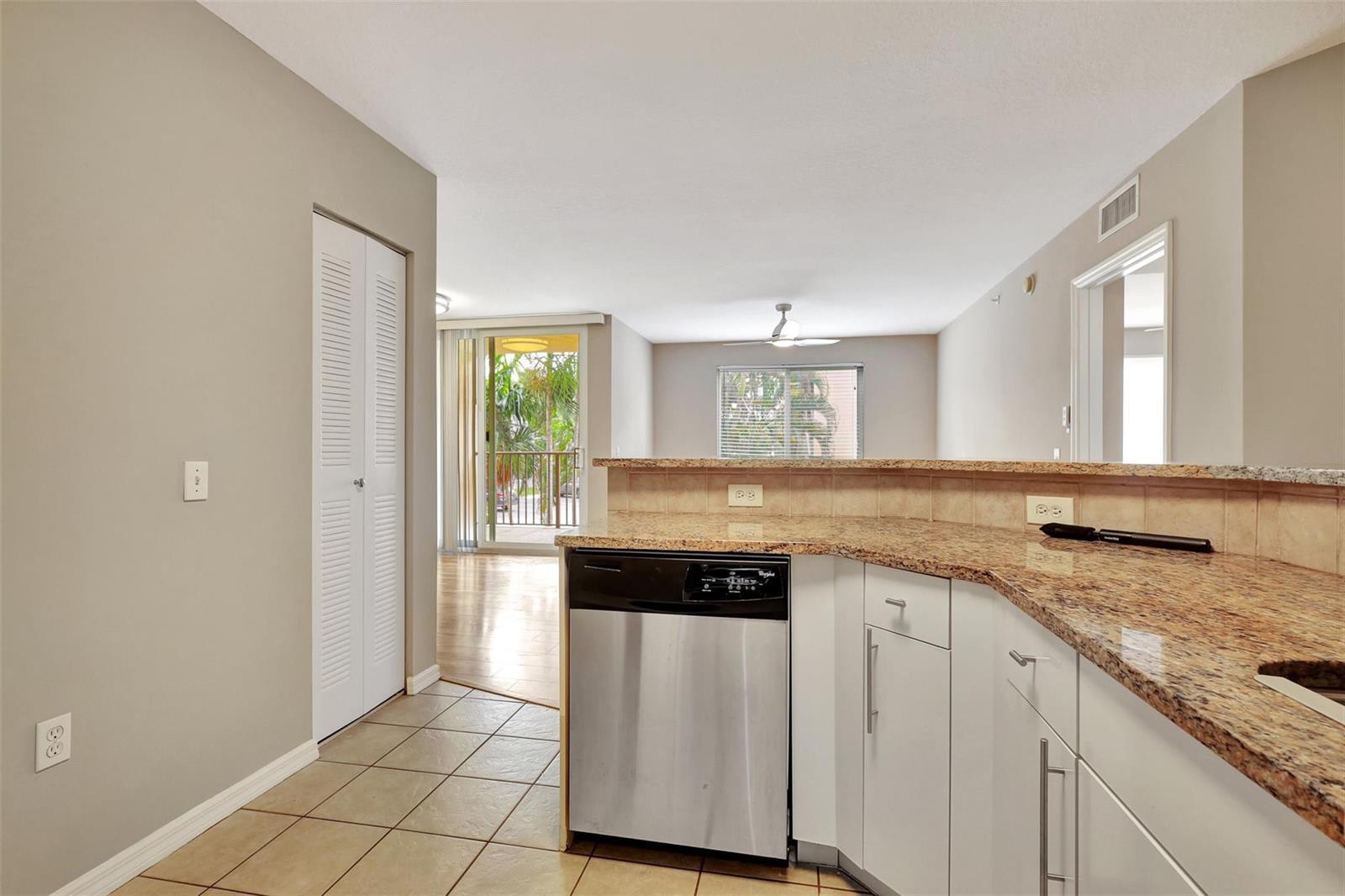 310 Villa Circle # 310, Boynton Beach FL 33435 photo 4