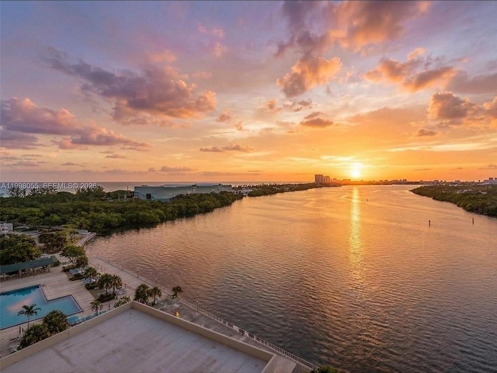 500 Bayview Dr # 1132, Sunny Isles Beach FL 33160 photo 2