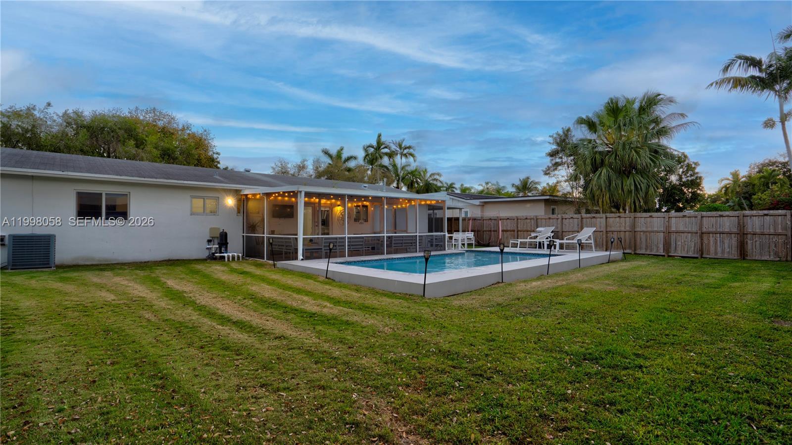 9311 Sterling Dr, Cutler Bay FL 33157 photo 3